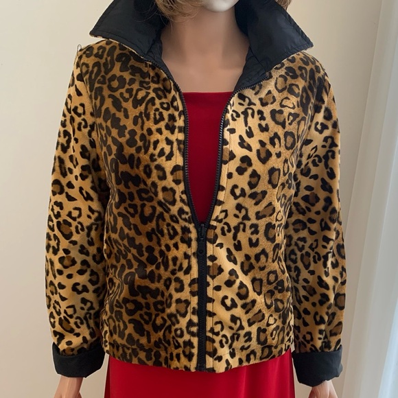 Rainforest Cafe reversible jacket - Picture 8 of 8